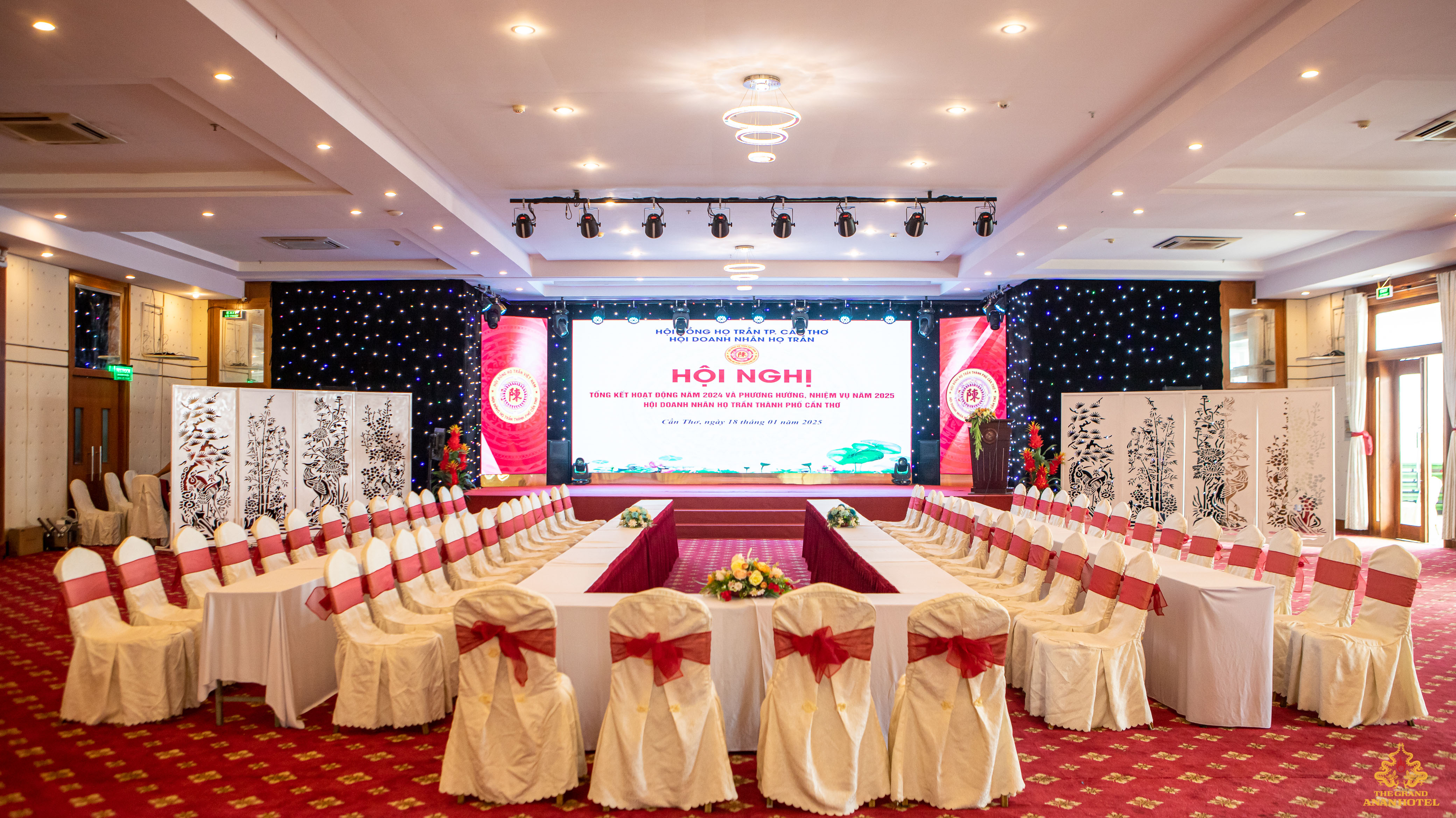 SẢNH DIAMOND